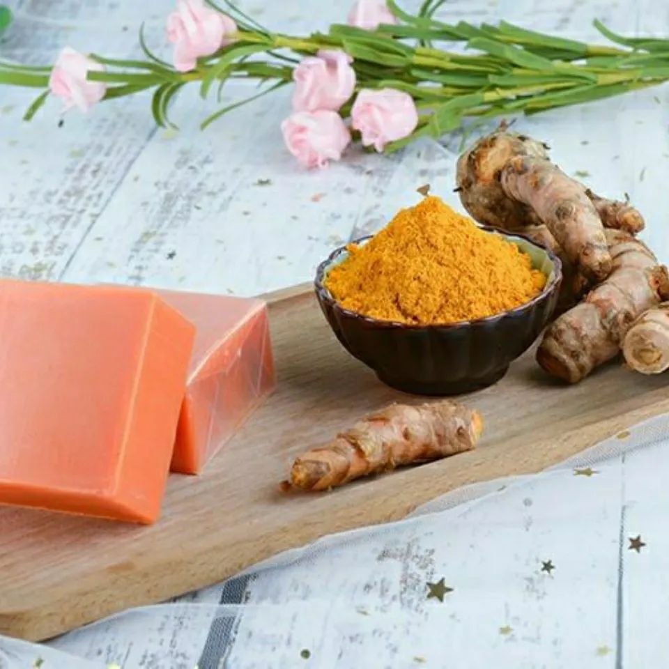 Hot-Selling Small Batch Turmeric Essential Oil Soap